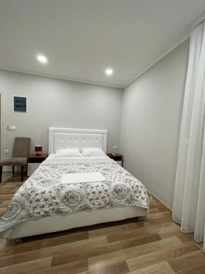 L&I Villa 乌尔齐尼 外观 照片
